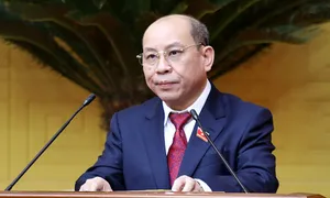 Ông Bùi Đức Hinh làm chủ tịch tỉnh Hòa Bình Ông Bùi Đức Hinh làm chủ tịch tỉnh Hòa Bình